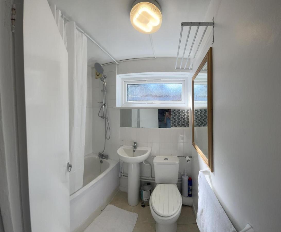 Birmingham City Guest House Esterno foto